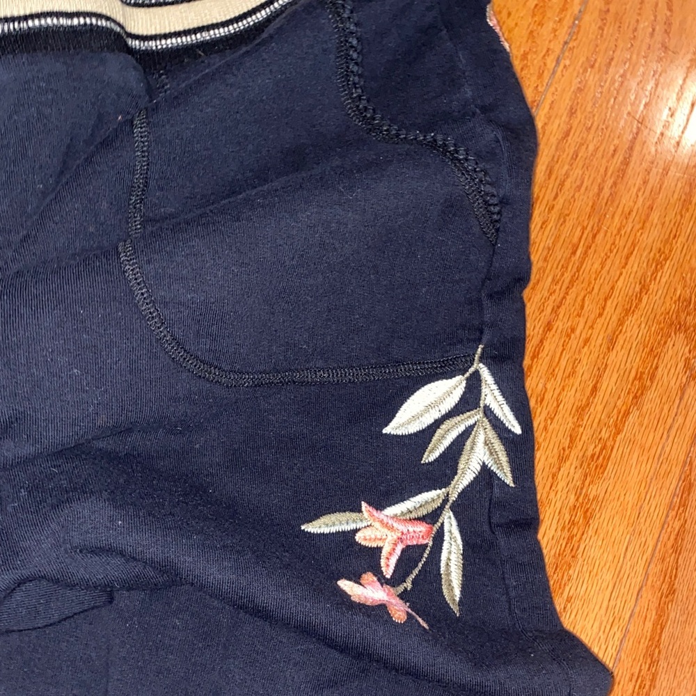 JW Los Angelos Black  Floral Embroidered Jogger Sweatpants - Picture 4 of 9